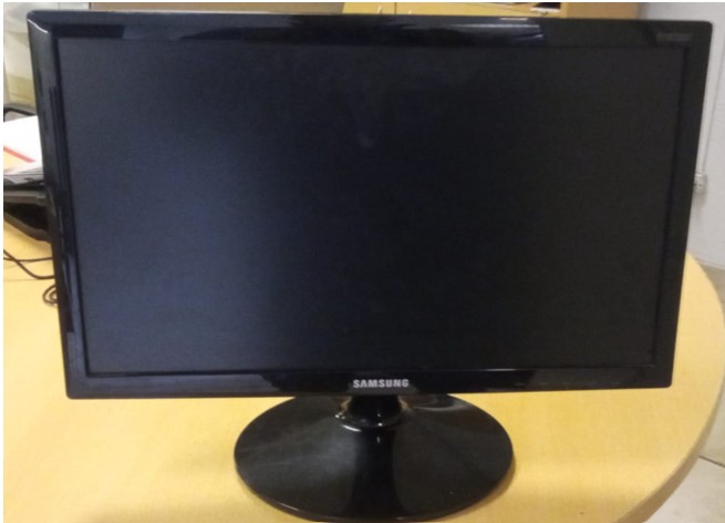 1MONITOR SAMSUNG LED 19PULG S19D300 (LA PAZ) COD > (02-COM-03-0031) 