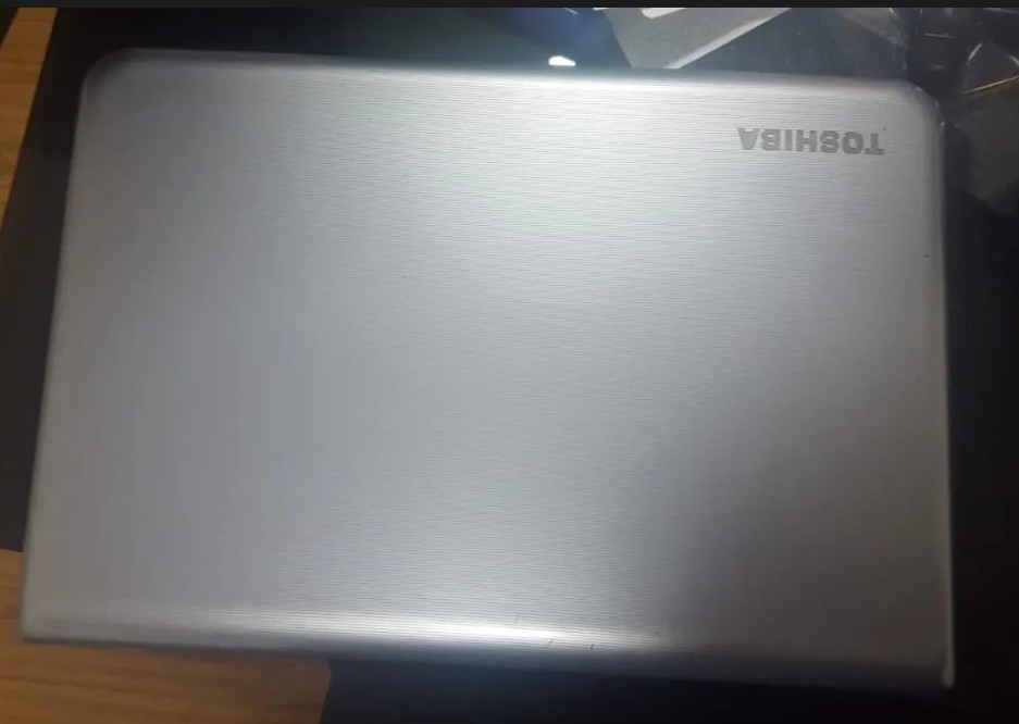 1PORTATIL TOSHIBA CORE i5-3210M 14PULG SERIE 9D147878C (CBBA) (02-COM-01-0015)