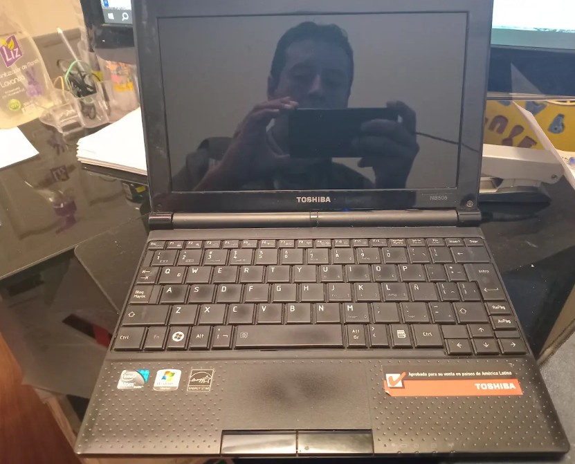 1PORTATIL TOSHIBA SERIE 4B337543K AZUL (CBBA) (02-COM-01-0005)